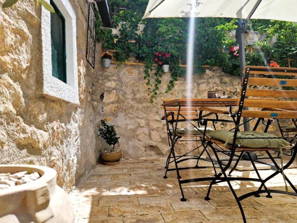Old Town & Ela Place Split Exterior foto